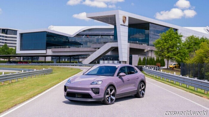 Le auto elettriche Porsche ottengono finalmente l'accesso ai Supercharger, ma con un fastidioso cavillo | Carscoops